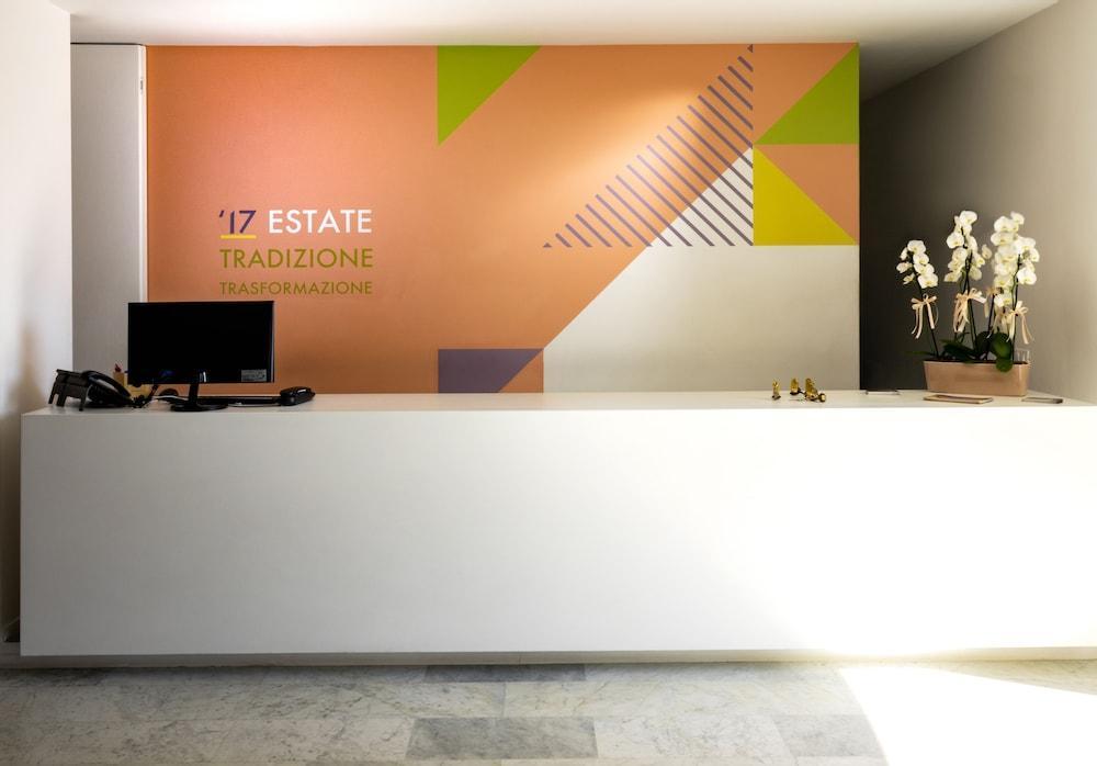 Hotel Esperia Alba Adriatica Εξωτερικό φωτογραφία