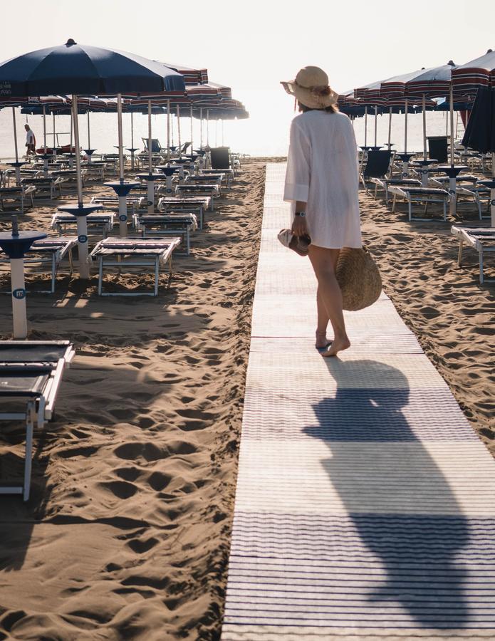 Hotel Esperia Alba Adriatica Εξωτερικό φωτογραφία