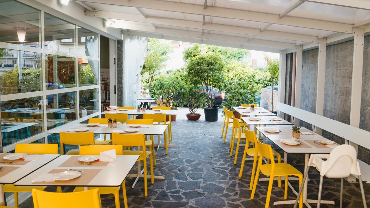 Hotel Esperia Alba Adriatica Εξωτερικό φωτογραφία